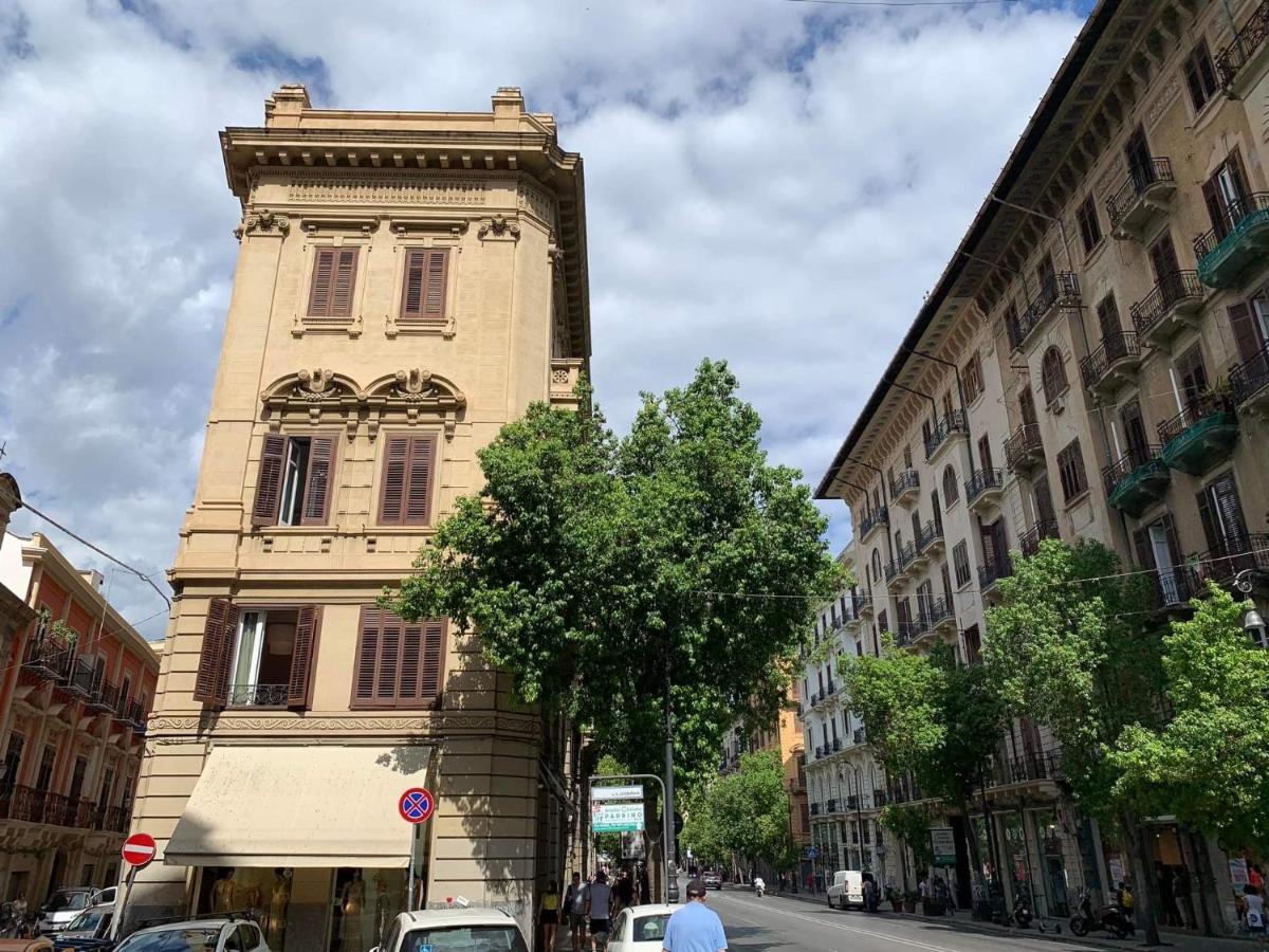 Due Cani Apartment Palermo Exterior foto